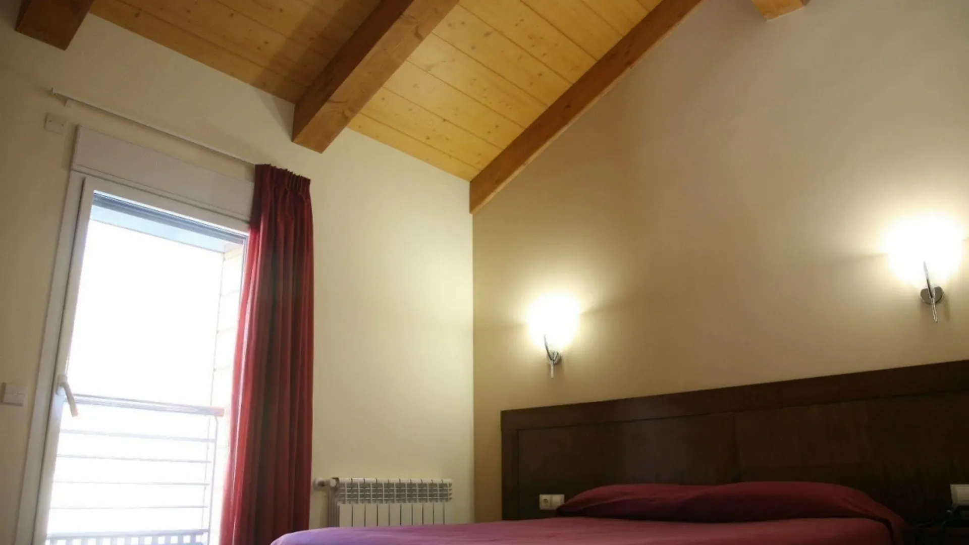 Aparthotel Rialb El Serrat